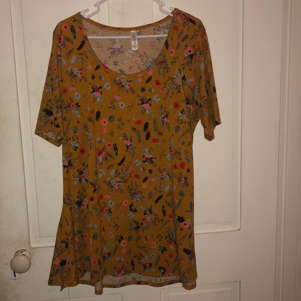 2XL Lularoe Perfect Tee